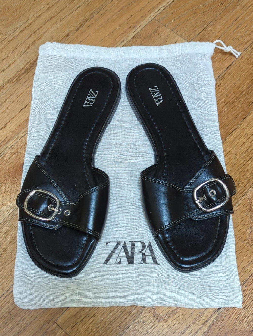Zara Black Slide Flat Slippers/Sandals with Silver Tone Buckle Size 37 (6.5 US) - Picture 3 of 9